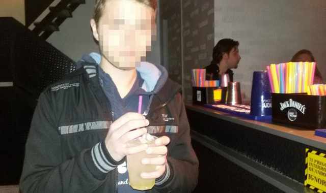 Vietato l'alcool ai minorenni: nei locali di Bari questa legge non esiste